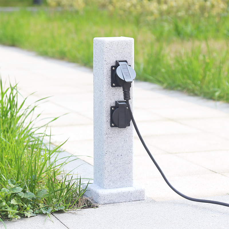 Vertical power socket PE water - đánh giá và giá Outdoor Power Outlet Waterproof
