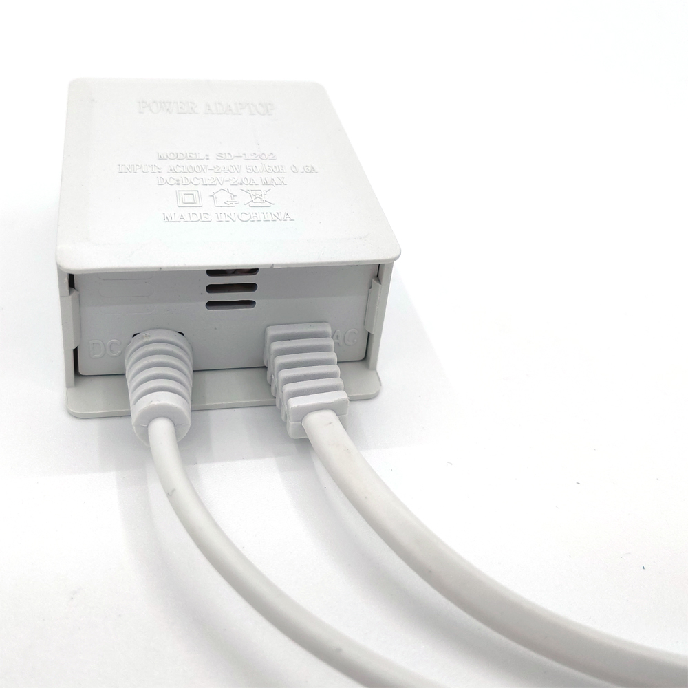 White AC 100-240V Input DC 12V - đánh giá và giá Outdoor Power Plug